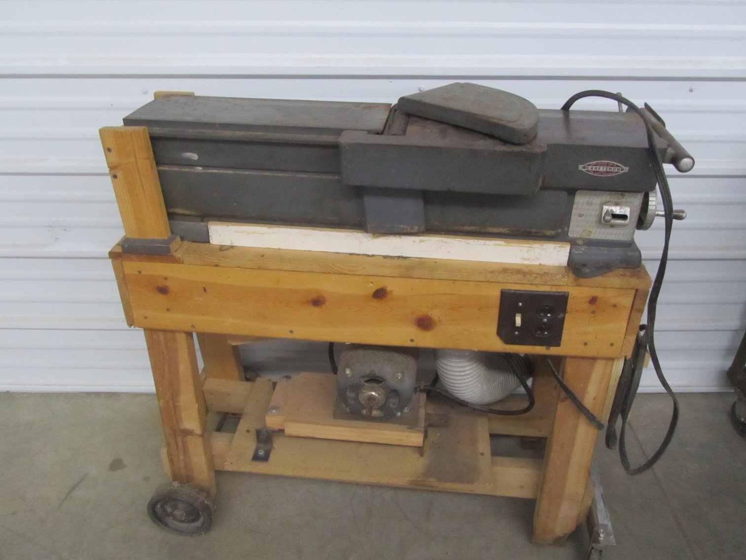 Ideal Corners December Consignment Auction