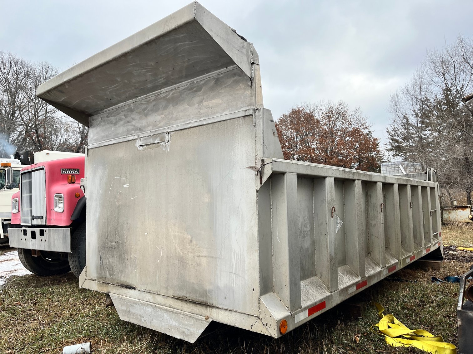 1998 International Paystar 5000, J Craft 18' Aluminum Dump Box & Equipment