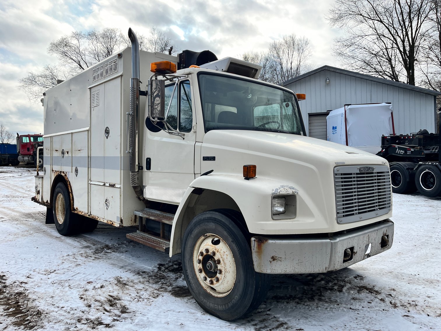 1998 International Paystar 5000, J Craft 18' Aluminum Dump Box & Equipment